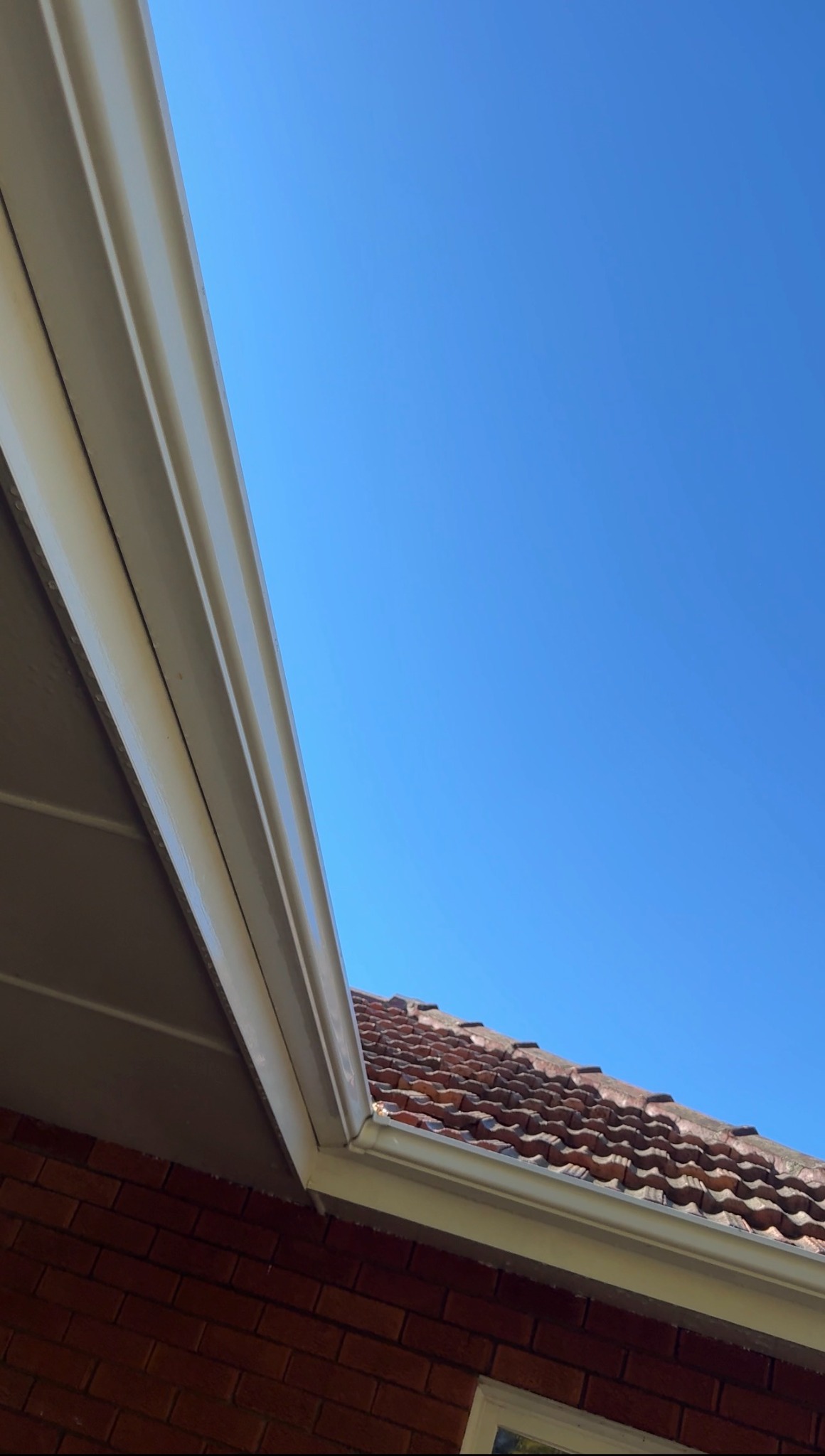 Clean gutter after cleaning